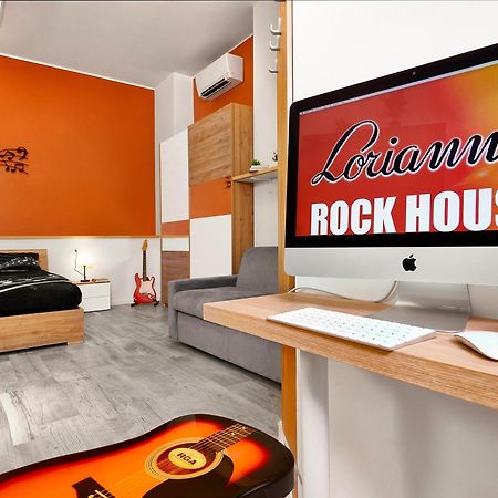 Lorianna Rock House Lägenhet Milano Exteriör bild